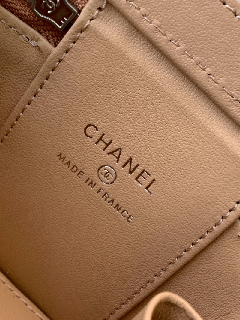 Ch**el cosmetic bags